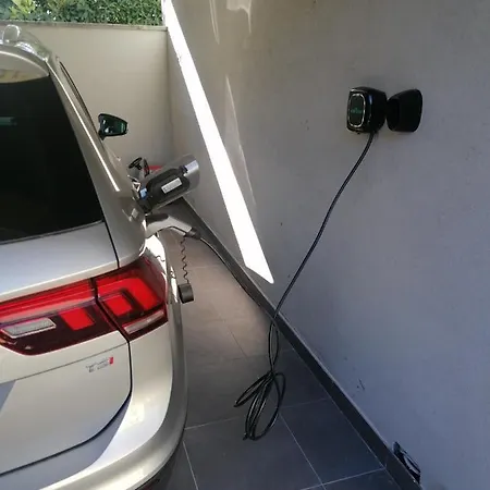 Preziosa Maggiore Oda ve Kahvaltı 4*