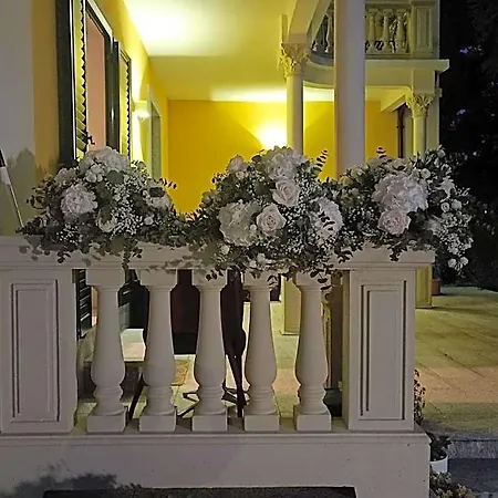 Bed & Breakfast Preziosa Maggiore 4*