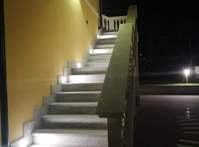 Preziosa Maggiore Bed and breakfast Lesa