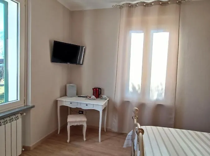 לינה וארוחת בוקר Preziosa Maggiore לזה